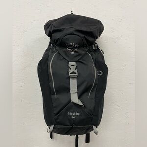 Osprey Hikelite 32 Hiking Backpack, 32 Liter Capacity, Great Condition